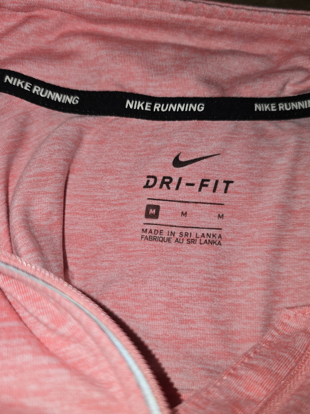 Nike Running Women’s  Quarter-Zip Long Sleeve Top With Thumb Holes - Picture 3 of 4
